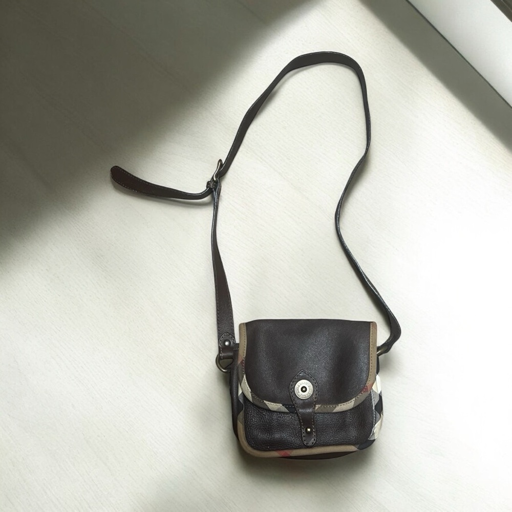 Vintage Burberry Crossbody 🤎
